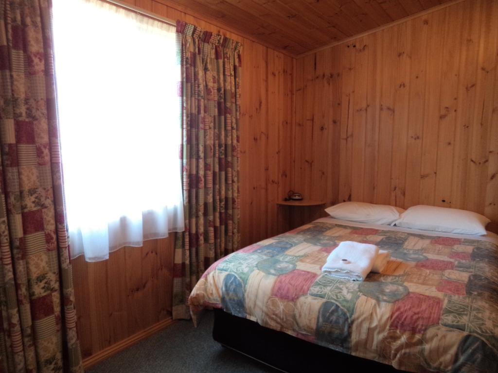 Bicheno East Coast Holiday Park Hotel Room photo